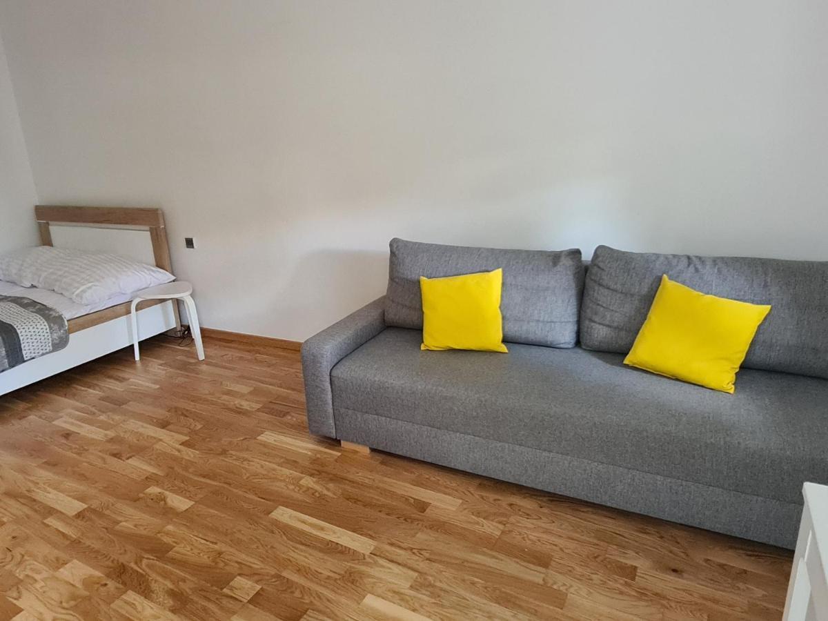 Apartment Na Zamkowej Kraków Exteriör bild